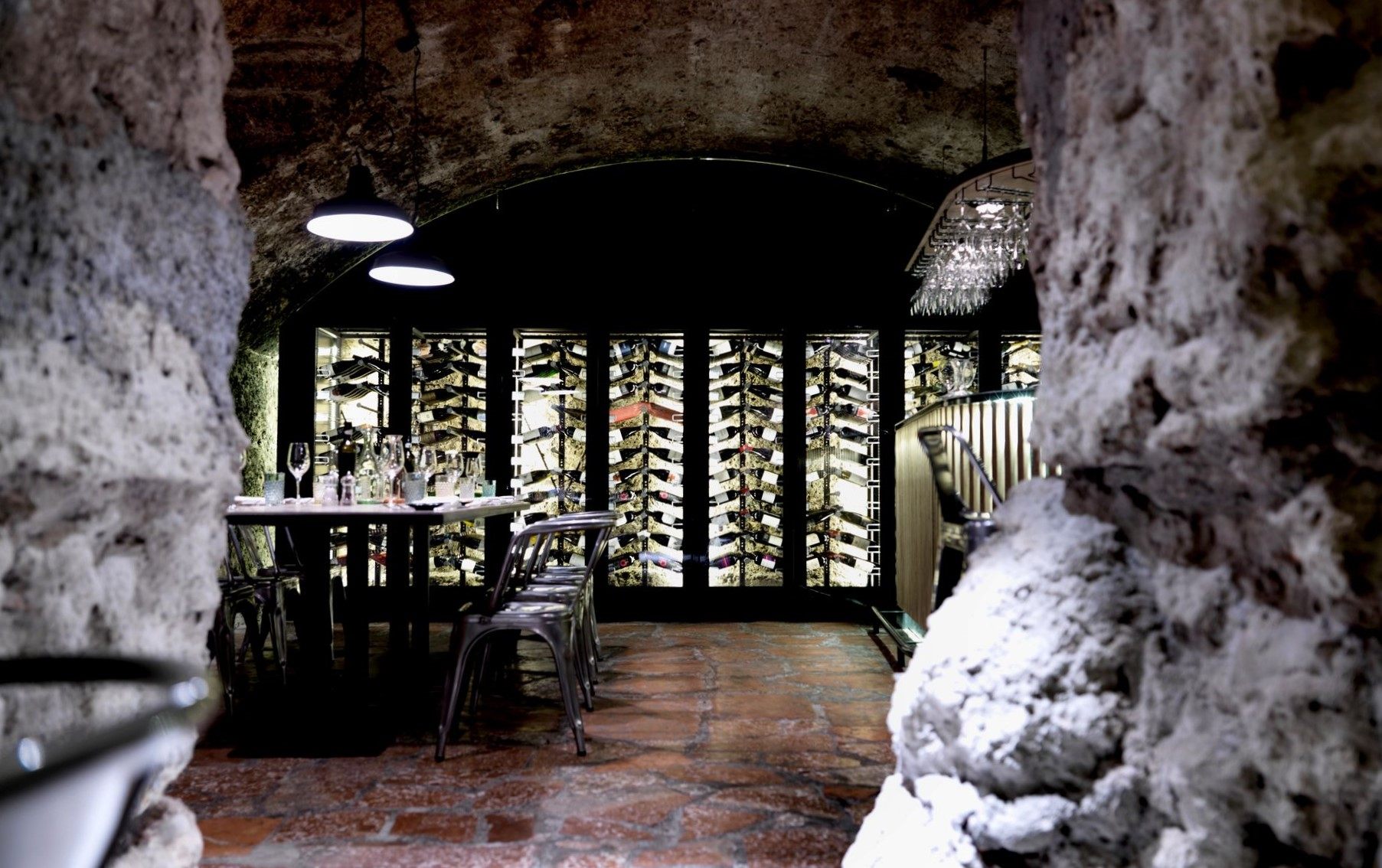 In the basement of this restaurant in Salzburg, with its conglomerate vaults, a wine cellar was set up in 2012.